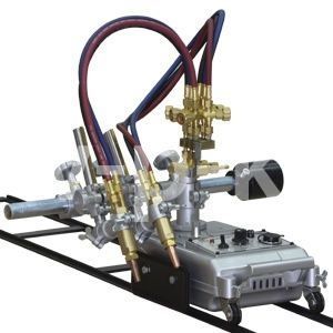 Машина для резки листов CG-30 II (2 резака,2 рельса)