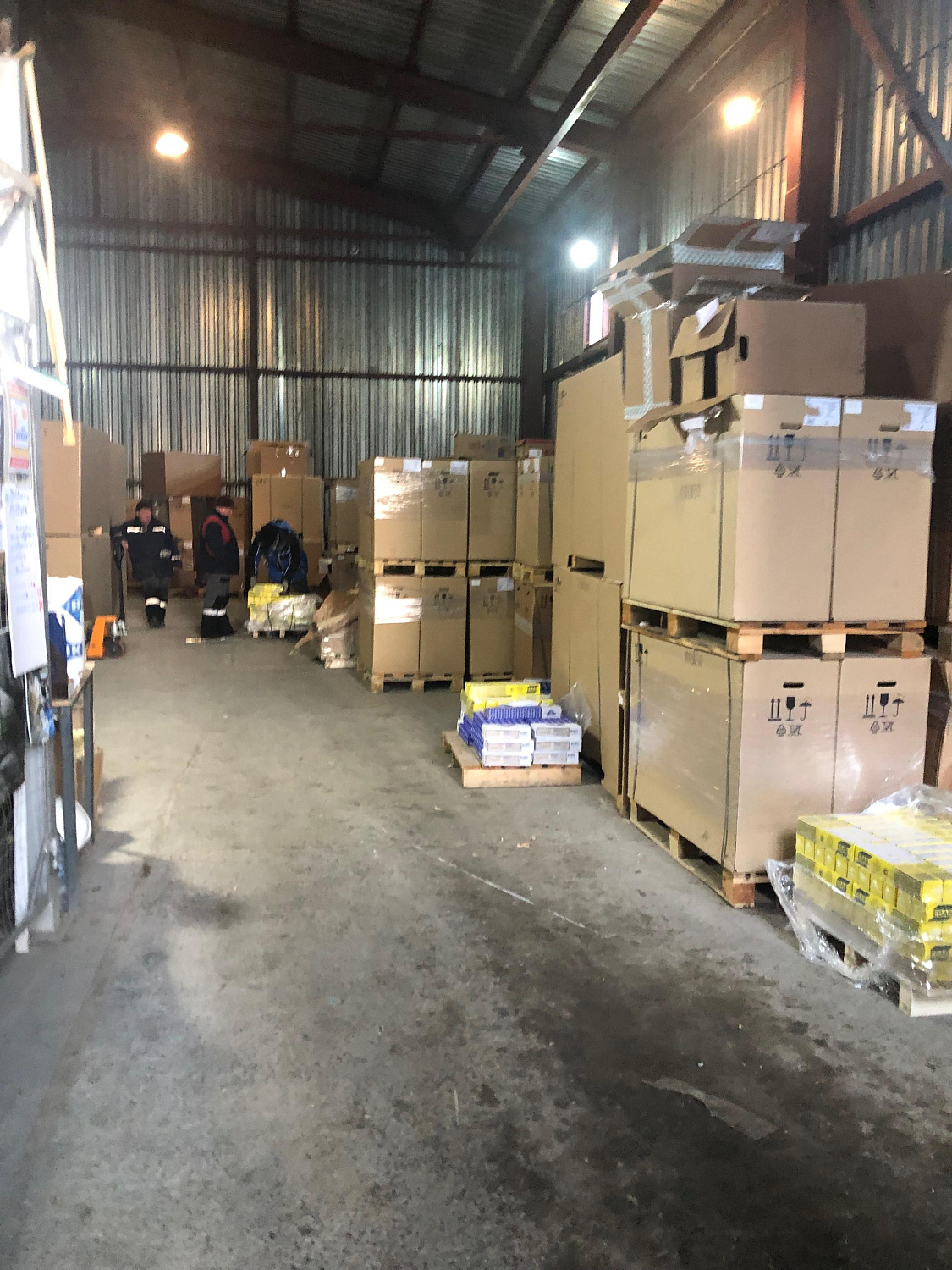 Поступление электродов на склад