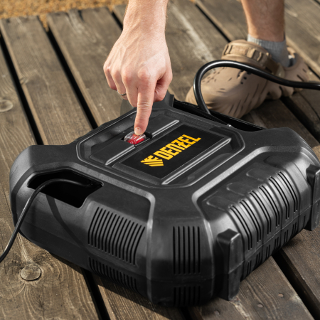 Поршневой компрессор  DL1100