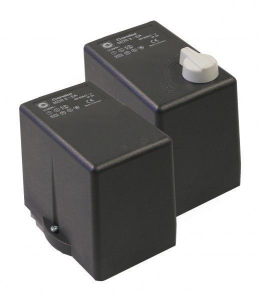 R 4992122076 Прессостат 4х1/4"F, 20А, 220В для 100lb30ab фото