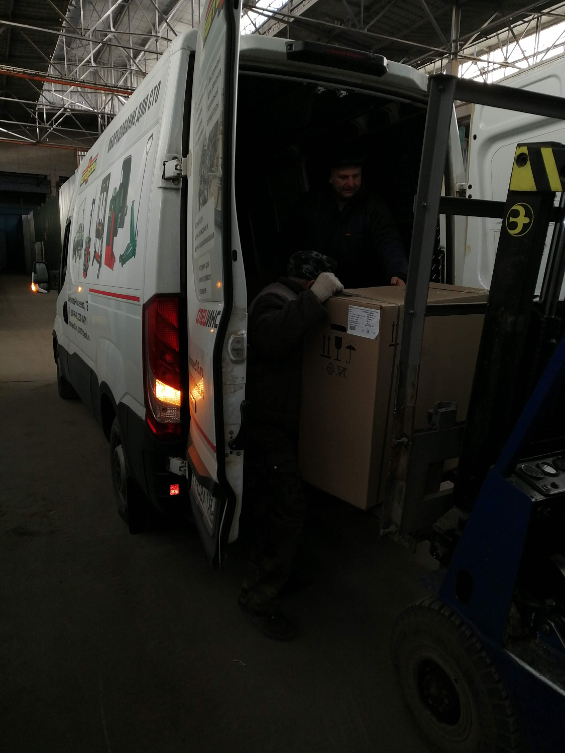 Отгрузка продукции Ремеза дилеру в Воронеже